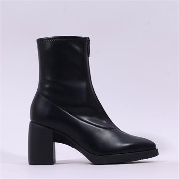 Wonders Vera Front Zip Block Heel Boot - Black Stretch